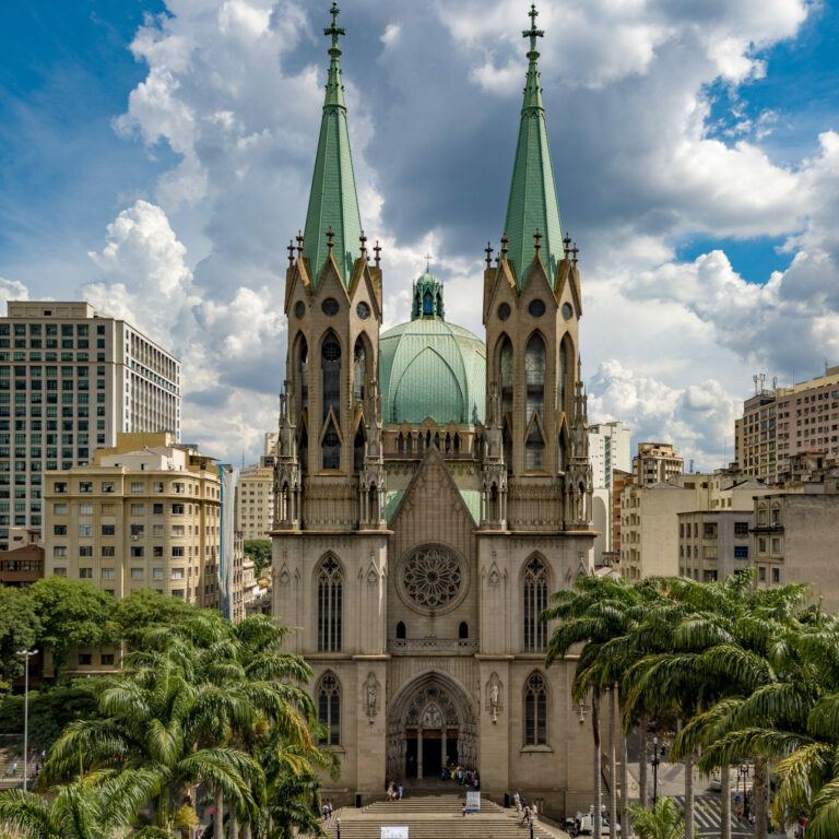 Praça da Sé Catedral Metropolitana de São Paulo, localizada na Praça da Sé, s/n, em São Paulo.