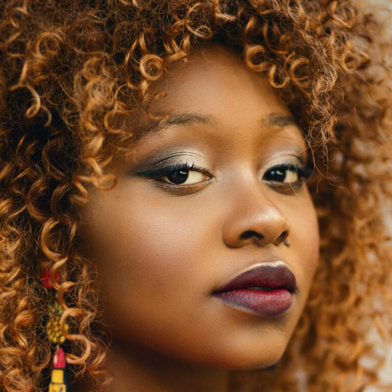 capas site rovella – 2024 (1) Bye Bye Poros: beauty expert explica como tratar